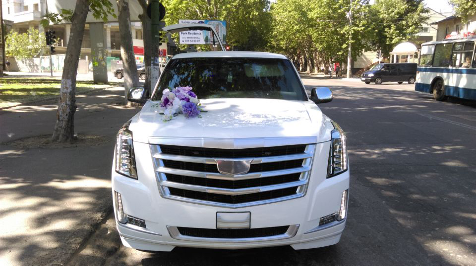 Noleggio Limousine il Matrimonio in Chisinau - Cadillac Escalade6
