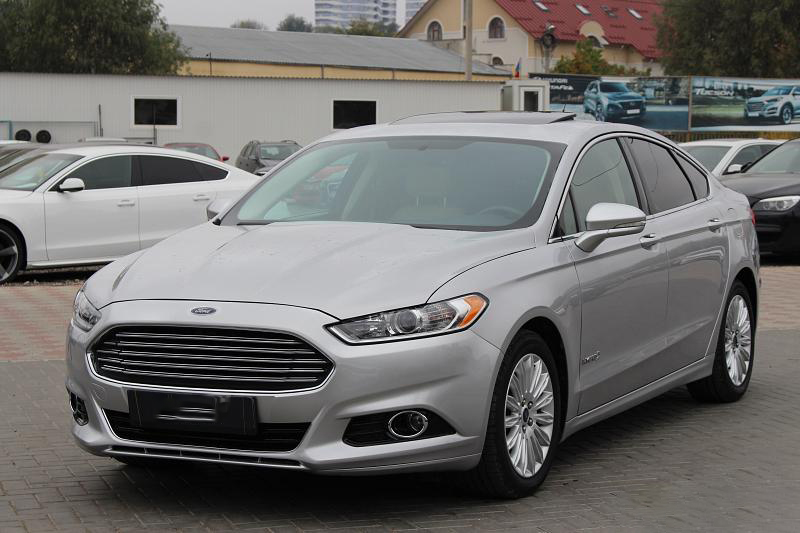 Ford Fusion - Аренда Авто в Кишинёве, Молдове2