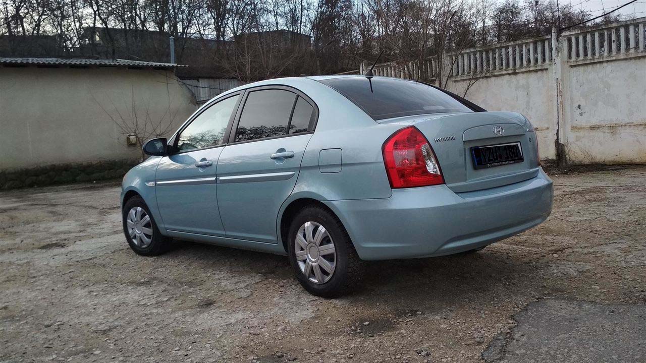 Rent Car in Chisinau, Moldova - Hyundai Accent2