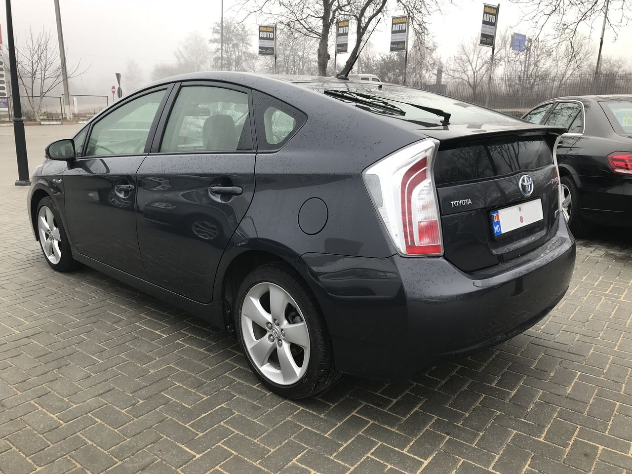Toyota Prius - Car for Rent Chisinau, Moldova2
