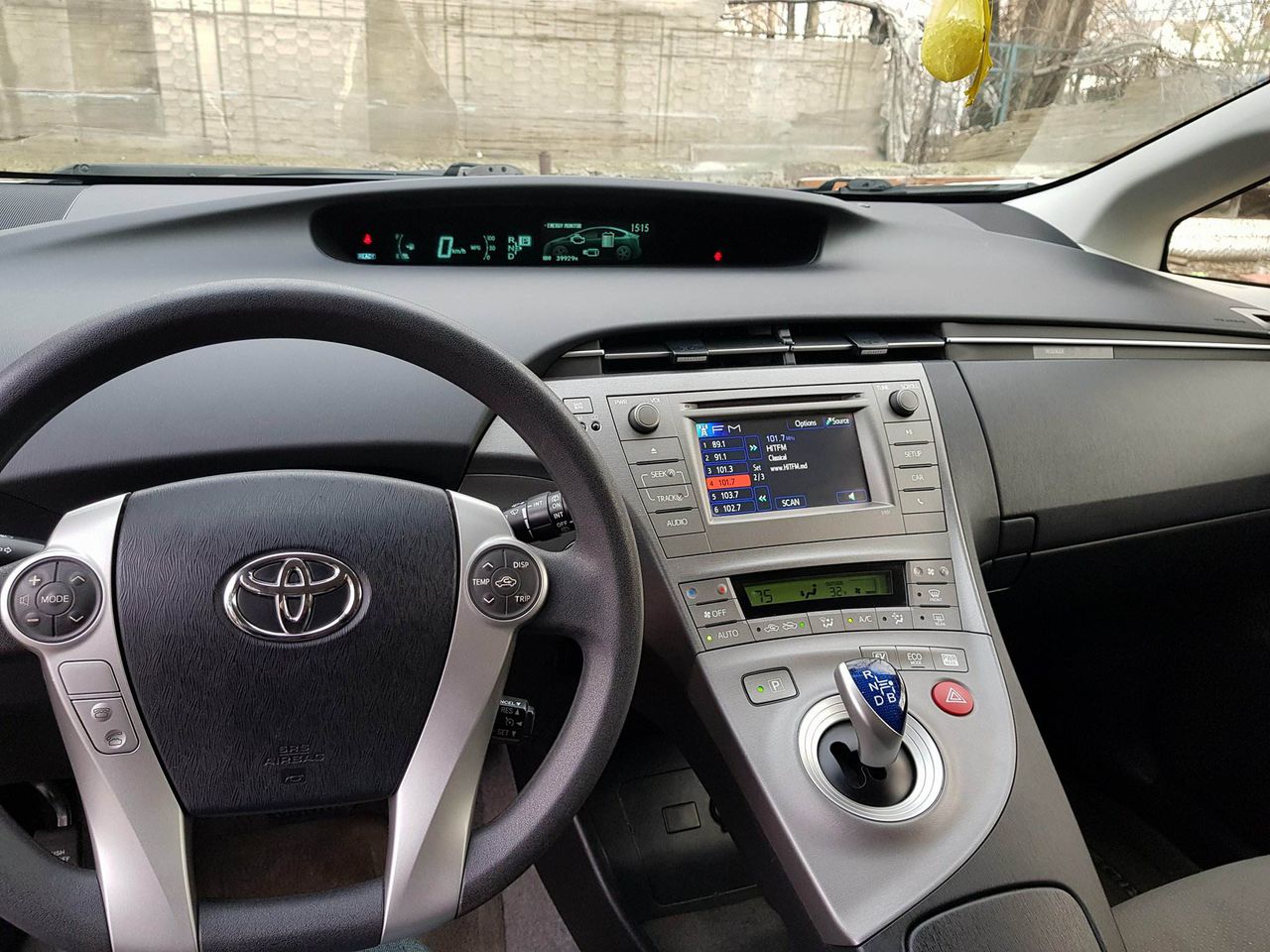 Car for Rent Chisinau, Moldova - Toyota Prius1